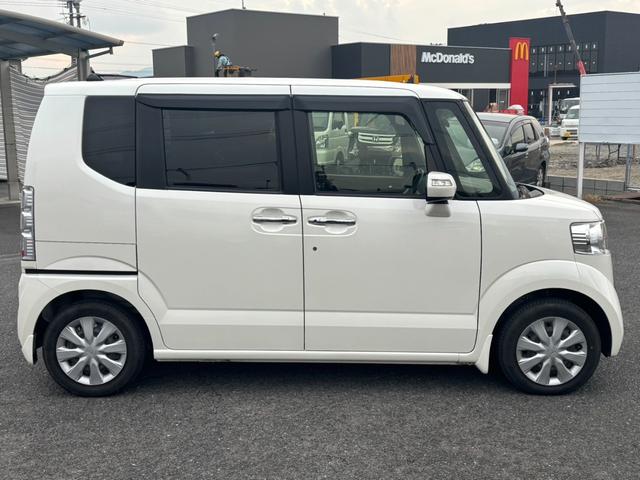 Ｎ－ＢＯＸ Ｇ・ターボＬパッケージ　ナビ／フルセグ／Ｂカメラ／ＢＴオーディオ　タ－ボ　リモコンキー　ＤＶＤ再生可　禁煙車両　地デジテレビ　ワンオーナ車　セキュリティアラーム　ベンチシート　両側ＰＳＤ　ナビＴＶ　記録簿　Ｗエアバック（3枚目）