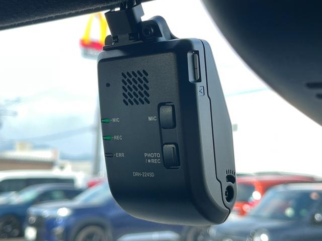 Ｎ－ＢＯＸカスタム コーディネートスタイル　当社レンタＵＰ／純正８インチナビ／フルセグＴＶ／ＢＴ／バックモニター／ＥＴＣ　オートクルーズ　禁煙　ワンオーナー　フルセグ対応　Ｗ電動ドア　シートヒータ　ＬＥＤ　ＥＳＣ　リアカメラ　ソナー　エアコン（15枚目）