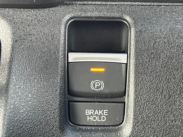 Ｎ－ＢＯＸカスタム コーディネートスタイル　当社レンタＵＰ／純正８インチナビ／フルセグＴＶ／ＢＴ／バックモニター／ＥＴＣ　オートクルーズ　禁煙　ワンオーナー　フルセグ対応　Ｗ電動ドア　シートヒータ　ＬＥＤ　ＥＳＣ　リアカメラ　ソナー　エアコン（19枚目）