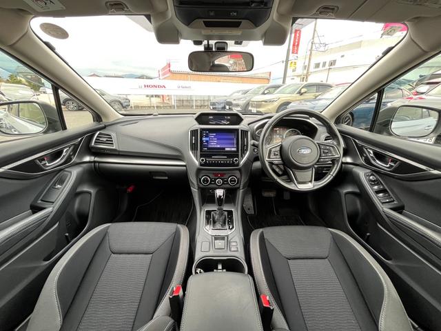 インプレッサスポーツ ２．０ｉ－Ｌアイサイト　マルチナビ／Ｂカメラ／ＴＶ／ＢＴオーディオ　フルセグテレビ　ＥＴＣ車載器　アクセスキー　プリクラッシュ　横滑防止装置　メンテナンスノート　ＤＶＤ再生　後カメラ　ＡＡＣ　ナビＴＶ　ワンオーナー車　禁煙車（7枚目）