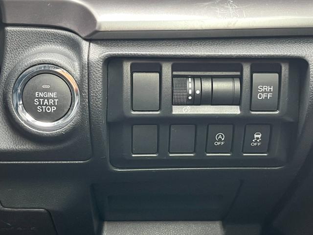 インプレッサスポーツ ２．０ｉ－Ｌアイサイト　マルチナビ／Ｂカメラ／ＴＶ／ＢＴオーディオ　フルセグテレビ　ＥＴＣ車載器　アクセスキー　プリクラッシュ　横滑防止装置　メンテナンスノート　ＤＶＤ再生　後カメラ　ＡＡＣ　ナビＴＶ　ワンオーナー車　禁煙車（19枚目）