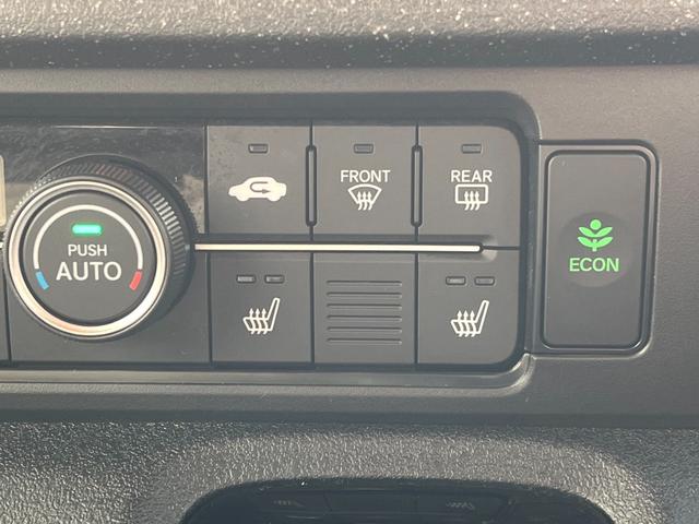 N-BOXカスタム ベースグレード 当社レンタUP/純正8インチナビ/フルセグTV/ドラレコ/バックモニター/ETC USB接続 CMBS Dレコ 禁煙 1オーナー ベンチシート オートエアコン スマートキ LED 盗難防止装置 ESC(17枚目)