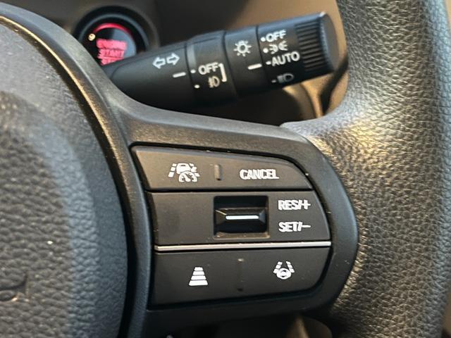 N-BOXジョイ ベースグレード 当社デモカー/純正9インチナビ/フルセグ/ドラレコ/ETC/バックモニター 踏み間違い防止装置 Bカメラ 横滑り防止機能 LEDランプ クルーズコントロール パワーウィンドウ 前席シートヒーター(20枚目)