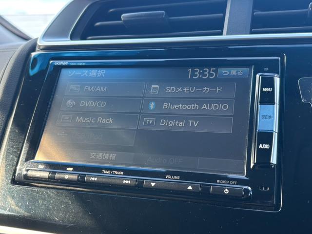 フィットハイブリッド Ｌパッケージ　ナビ／フルセグ／Ｂカメラ／ＢＴオーディオ／ＥＴＣ　１オーナ　禁煙　ナビ＆ＴＶ　地デジフルセグＴＶ　ＵＳＢ　サイドエアバック　ＤＶＤ再生　ＬＥＤ　ＥＣＯＮ　バックカメラ　オートクルーズコントロール（15枚目）