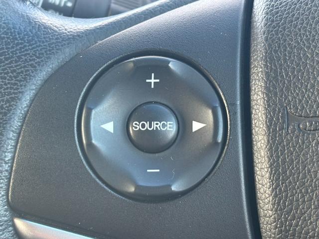 フィットハイブリッド Ｌパッケージ　ナビ／フルセグ／Ｂカメラ／ＢＴオーディオ／ＥＴＣ　１オーナ　禁煙　ナビ＆ＴＶ　地デジフルセグＴＶ　ＵＳＢ　サイドエアバック　ＤＶＤ再生　ＬＥＤ　ＥＣＯＮ　バックカメラ　オートクルーズコントロール（17枚目）