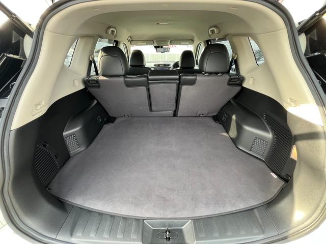 エクストレイル ２０Ｘｉ　純正９インチナビ／アラウンドビュー／デジタルミラー／ドラレコ／パワーゲート／プロパイロット　フロントカメラ　ＶＤＣ　地デジ　シートヒータ　オートクルーズコントロール　ＤＶＤ再生　ＬＥＤヘットライト（11枚目）