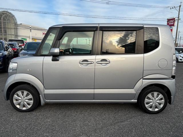 Ｎ－ＢＯＸ Ｇ　純正オーディオ／スマートキー　スマキ－　ＡＵＴＯエアコン　イモビライザー　フロントベンチシート　ＷエアＢ　ワンオーナー車　禁煙車　エアＢ　キーフリーシステム　ＰＷ　横滑防止　ＡＢＳ　パワーステアリング（4枚目）