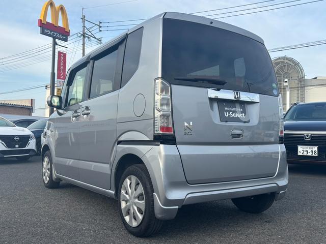 Ｎ－ＢＯＸ Ｇ　純正オーディオ／スマートキー　スマキ－　ＡＵＴＯエアコン　イモビライザー　フロントベンチシート　ＷエアＢ　ワンオーナー車　禁煙車　エアＢ　キーフリーシステム　ＰＷ　横滑防止　ＡＢＳ　パワーステアリング（5枚目）