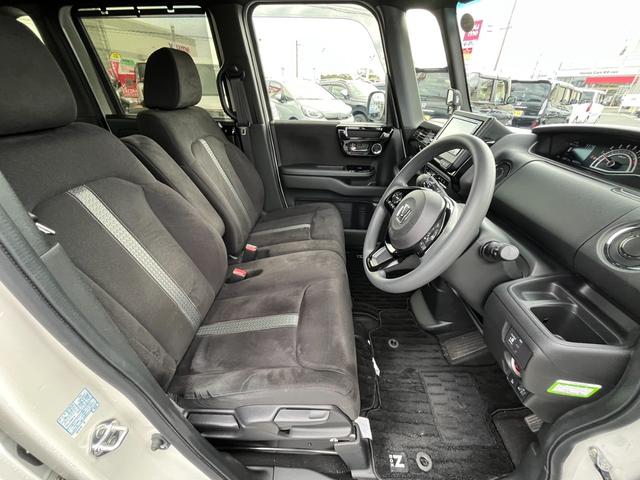 Ｎ－ＢＯＸカスタム Ｌ　純正ナビ／フルセグ／ＢＴ／ドラレコ／ＥＴＣ／バックモニター／リアセンサー　Ｐソナー　禁煙　１オーナー　サイドエアバッグ　ナビＴＶ　Ａストップ　シートヒータ　ベンチシート　キーフリーシステム　リアカメ（8枚目）