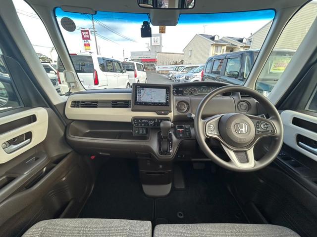 Ｎ－ＢＯＸ Ｌ　純正ナビ・社外ドライブレコーダー前後・バックモニター　衝突回避支援ブレーキ　Ｉ－ＳＴＯＰ　クリソナ　ドラレコ付　ＰＷ　パワステ　Ｓヒーター　禁煙　１オ－ナ－　スマ－トキ－　Ｂカメ　地デジＴＶ　ＤＶＤ（7枚目）