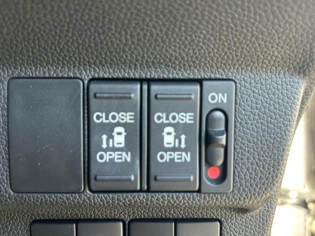 フリード＋ Ｇ・ホンダセンシング　純正ナビ・ＥＴＣ・両側オートスライドドア　プリクラッシュ　Ｂモニター　ワンオーナー　禁煙　パワーウインド　スマートキー　両席エアバック　ＰＳ　アイドリングＳ　盗難警報装置　クルコン　横滑り防止機能（17枚目）