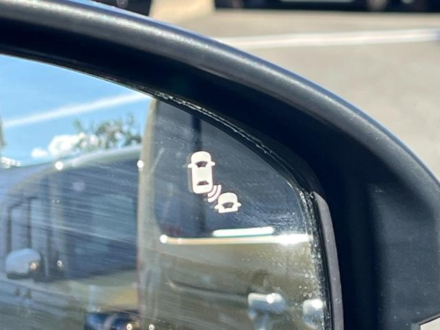 フリード ｅ：ＨＥＶクロスター　元デモカー／純正１１インチナビ／フルセグ／ドラレコ前後／ＥＴＣ／バックモニター　ワンオーナー　ＥＴＣ装備　Ｓヒーター　衝突軽減ブレーキシステム　禁煙車　オートエアコン　ＬＥＤライト　パーキングセンサー（25枚目）