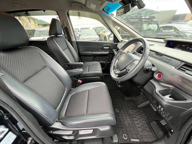 フリード Ｇ・ホンダセンシング　Ｓパッケージ／カーテンエアバッグ／純正８インチナビ／フルセグ／ドラレコ／ＥＴＣ／バックモニター　Ｆセグ　追突被害軽減ブレーキ　ｉストップ　Ｗエアバッグ　パワーウィンドウ　１オ－ナ－　スマートキ　禁煙（8枚目）