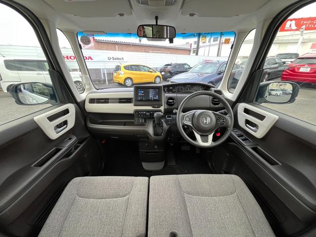 Ｎ－ＢＯＸ Ｌ　社外ナビ／フルセグ／ＢＴ／バックモニター／ＥＴＣ　衝突回避支援ブレーキ　Ｉ－ＳＴＯＰ　クリソナ　ＰＷ　パワステ　Ｓヒーター　禁煙　１オ－ナ－　スマ－トキ－　Ｂカメ　地デジＴＶ　ナビ＆ＴＶ　横滑り防止（7枚目）