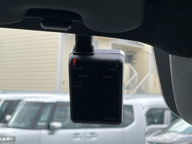 ステップワゴン e:HEVスパーダ 純正11インチナビ/フルセグ/前後ドラレコ/バックモニター/ETC 1オーナー デュアルエアコン フルオートエアコン ESC シートヒータ キーフリー LEDヘッドランプ イモビ ABS リアカメラ(18枚目)