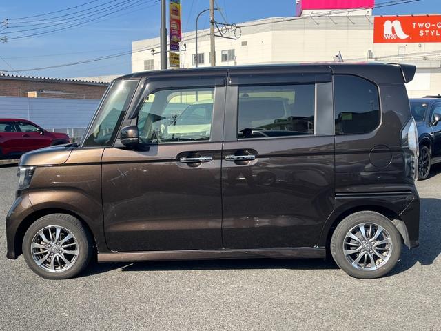 Ｎ－ＢＯＸカスタム Ｌ　純正ナビ／ＣＤ／ＢＴ／ＥＴＣ／バックモニター　Ｐソナー　禁煙　１オーナー　サイドエアバッグ　Ａストップ　シートヒータ　ベンチシート　キーフリーシステム　ＬＥＤライト　リアカメ　クルーズコントロール（3枚目）