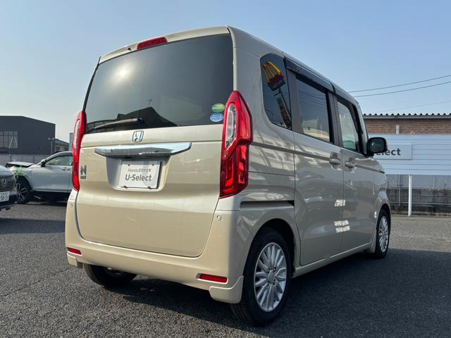 Ｎ－ＢＯＸ Ｇ・Ｌホンダセンシング　８インチナビ／フルセグ／ＥＴＣ／ドラレコ前後　レーダブレーキ　Ｓヒータ　Ａストップ　禁煙　ＥＳＣ　キーフリーシステム　ＬＥＤライト　フルセグ対応　バックＭ　ＴＶナビ　ＵＳＢ　スマートキー　クルコン（6枚目）