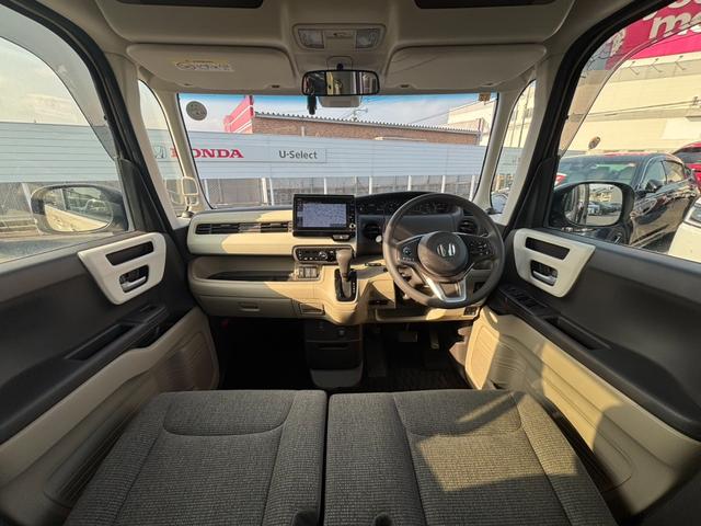 Ｎ－ＢＯＸ Ｇ・Ｌホンダセンシング　８インチナビ／フルセグ／ＥＴＣ／ドラレコ前後　レーダブレーキ　Ｓヒータ　Ａストップ　禁煙　ＥＳＣ　キーフリーシステム　ＬＥＤライト　フルセグ対応　バックＭ　ＴＶナビ　ＵＳＢ　スマートキー　クルコン（7枚目）