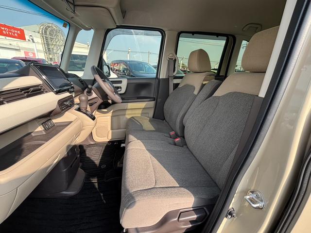 Ｎ－ＢＯＸ Ｇ・Ｌホンダセンシング　８インチナビ／フルセグ／ＥＴＣ／ドラレコ前後　レーダブレーキ　Ｓヒータ　Ａストップ　禁煙　ＥＳＣ　キーフリーシステム　ＬＥＤライト　フルセグ対応　バックＭ　ＴＶナビ　ＵＳＢ　スマートキー　クルコン（10枚目）