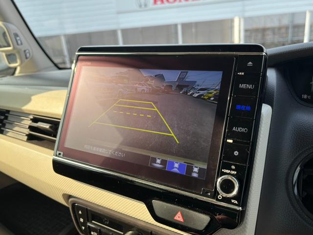 Ｎ－ＢＯＸ Ｇ・Ｌホンダセンシング　８インチナビ／フルセグ／ＥＴＣ／ドラレコ前後　レーダブレーキ　Ｓヒータ　Ａストップ　禁煙　ＥＳＣ　キーフリーシステム　ＬＥＤライト　フルセグ対応　バックＭ　ＴＶナビ　ＵＳＢ　スマートキー　クルコン（14枚目）