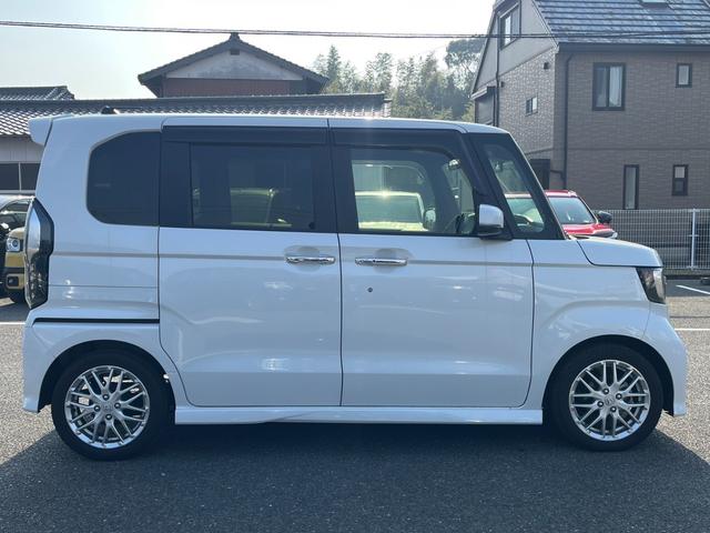 Ｎ－ＢＯＸカスタム Ｌターボ　純正８インチナビ／フルセグ／ドラレコ／ＥＴＣ／バックモニター　地デジチューナー　衝突軽減ブレーキサポート　ＬＥＤヘッドライ　禁煙　アイドリングＳ　ターボエンジン　ＰＳ　カーテンエアバック　シートヒータ（4枚目）