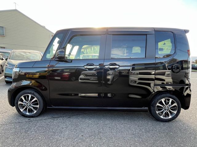 N-BOXカスタム ベースグレード 純正8インチナビ/フルセグ/BT/バックモニター/ETC/ドラレコ Pソナー ナビテレビ レーダーブレーキサポート ETC装備 地デジ対応 サイドエアバック 禁煙 Sヒータ 横滑り防止 USB Bカメ(3枚目)