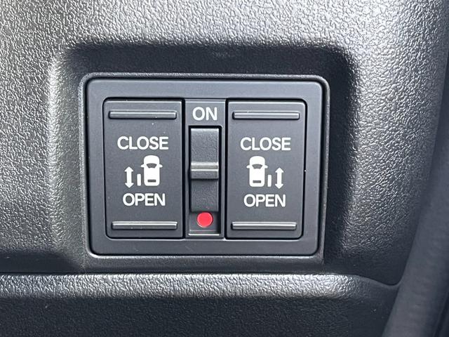 N-BOXカスタム ベースグレード 純正8インチナビ/フルセグ/BT/バックモニター/ETC/ドラレコ Pソナー ナビテレビ レーダーブレーキサポート ETC装備 地デジ対応 サイドエアバック 禁煙 Sヒータ 横滑り防止 USB Bカメ(21枚目)