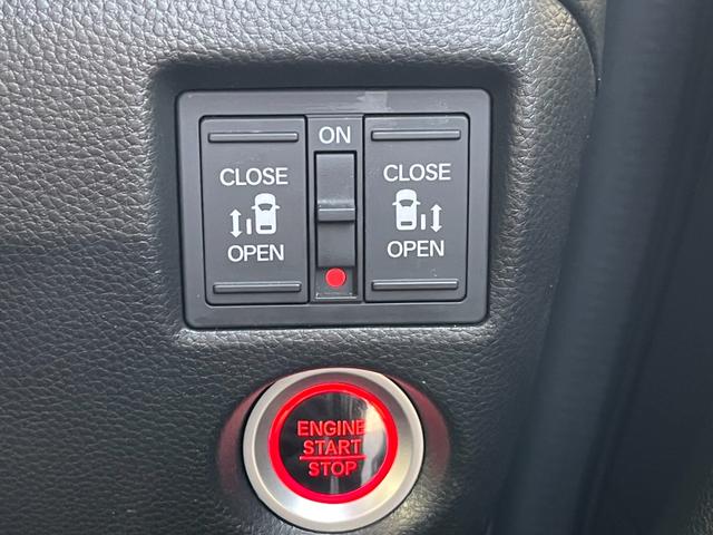 Ｎ－ＢＯＸカスタム Ｌターボ　純正８インチナビ／フルセグＴＶ／ドラレコ／ＥＴＣ／バックモニター　Ｗパワスラ　スマキ　プリクラッシュセーフティー　地デジ対応　後カメラ　シートＨ　ＥＳＣ　サイドエアバック　ＥＣＯＮ　ＵＳＢポート　禁煙（21枚目）