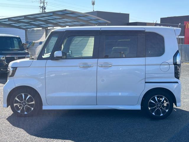 Ｎ－ＢＯＸカスタム Ｇ・Ｌ　センシングレス／純正ナビ／フルセグ／社外ドラレコ／バックモニター／ＥＴＣ　エアコン　フルセグテレビ　盗難防止システム　ＥＳＣ　両側スライド片側電動　ＷエアＢ　ベンチシート　キーフリーシステム　禁煙（4枚目）