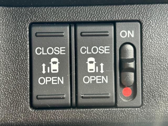 ステップワゴンスパーダ スパーダ・クールスピリットホンダセンシング　１０インチナビ／フルセグ／後席フリップダウンモニター／ドラレコ前後　スマートキ－　リヤカメラ　オートエアコン　アクティブクルーズ　イモビ　シートＨ　キーフリー　カーテンエアバック　アイドリングＳＴＯＰ（23枚目）