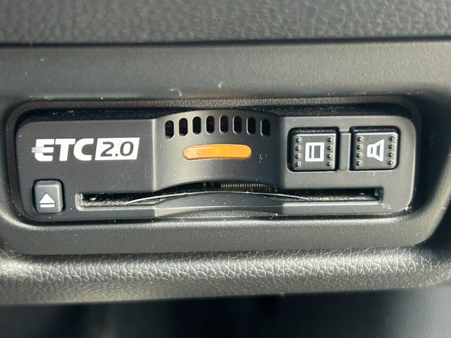 ステップワゴンスパーダ スパーダ・クールスピリットホンダセンシング　１０インチナビ／フルセグ／後席フリップダウンモニター／ドラレコ前後　スマートキ－　リヤカメラ　オートエアコン　アクティブクルーズ　イモビ　シートＨ　キーフリー　カーテンエアバック　アイドリングＳＴＯＰ（26枚目）