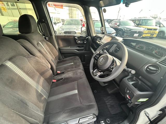 N-BOXカスタム L 純正ナビ/フルセグTV/Bluetooth/ドラレコ前後/ETC シートヒーター付き 助手席エアバック 禁煙 Bカメ 1オーナ ナビ・TV LED エアバッグ パワーウインドウ クルコン エアコン(8枚目)