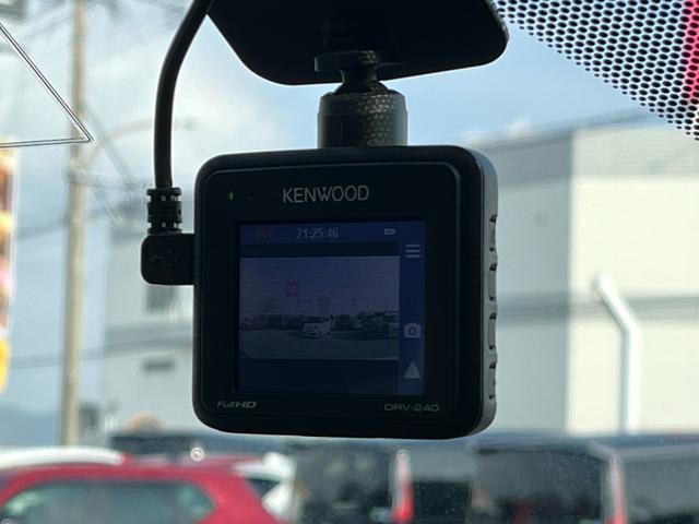 ヴォクシー ＺＳ煌ＩＩＩ　アルパインナビ＆フリップダウン／ドラレコ／ＥＴＣ／バックモニター　ヘッドライトＬＥＤ　Ｃセンサー　ＤＶＤ再生可　ワンオーナー車　リヤカメラ　ＥＴＣ車載器　地デジＴＶ　セキュリティアラーム　リアエアコン（18枚目）