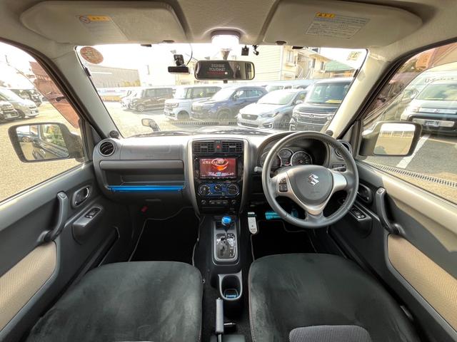 ジムニーシエラ ランドベンチャー　レカロシート／社外ナビ／ＴＶ／バックモニター／ドラレコ／ＥＴＣ　ＰＳ　ＤＶＤ再生可能　キ－レス　４ｗｄ　ナビＴＶ　マニュアルエアコン　助手席エアバック　運転席エアバック　ＥＴＣ車載器　ＡＢＳ　地デジ（7枚目）