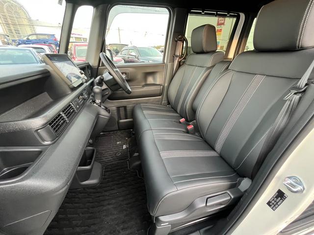 Ｎ－ＢＯＸカスタム コーディネートスタイル　元デモカー／純正９インチナビ／前後ドラレコ／フルセグＴＶ／ＥＴＣ／バックモニター　セキュリティ　横滑り防止　スマートキ－　前席シートヒーター　クルコン　パーキングセンサー　リヤカメラ　サイドエアバッグ（9枚目）