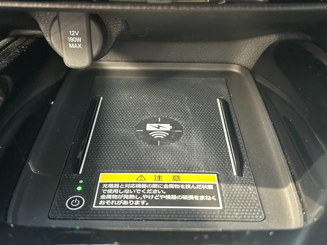 ヴェゼル ｅ：ＨＥＶＺ・ＰＬａＹパッケージ　当社レンタアップ／コネクトディスプレー／フルセグＴＶ／ＥＴＣ２．０／ドラレコ　地デジ　サイドエアバッグ　ソナー　１オナ　クルーズコントロール　禁煙　ナビＴＶ　シートヒータ　デュアルエアコン　ＵＳＢ接続（25枚目）