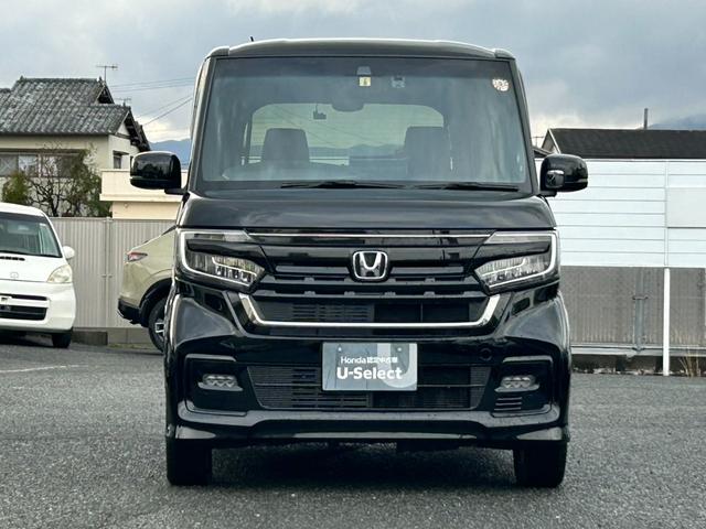 Ｎ－ＢＯＸカスタム Ｌターボスタイル＋ブラック　純正９インチナビ／フルセグＴＶ／アドバンスドルームミラー／ドラレコ　Ｗ電動ドア　ナビＴＶ　パワステ　禁煙　ベンチシート　オートクルーズ　エアバッグ　横滑防止装置　ＡＢＳ　ＵＳＢポート　サイドエアバッグ（2枚目）