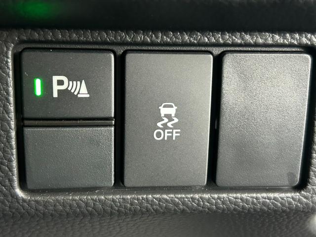 Ｎ－ＢＯＸカスタム Ｌターボスタイル＋ブラック　純正９インチナビ／フルセグＴＶ／アドバンスドルームミラー／ドラレコ　Ｗ電動ドア　ナビＴＶ　パワステ　禁煙　ベンチシート　オートクルーズ　エアバッグ　横滑防止装置　ＡＢＳ　ＵＳＢポート　サイドエアバッグ（21枚目）