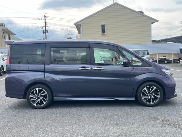 ステップワゴンスパーダ スパーダ・クールスピリットホンダセンシング　純正ナビ／ワンセグ／ＤＶＤ／ＢＴ／バックモニター／ＥＴＣ　スマートキ－　リヤカメラ　オートエアコン　アクティブクルーズ　イモビ　シートＨ　キーフリー　アイドリングＳＴＯＰ　ＡＢＳ　ＥＴＣ車載器　禁煙（4枚目）