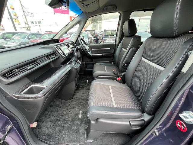 ステップワゴンスパーダ スパーダ・クールスピリットホンダセンシング　純正ナビ／ワンセグ／ＤＶＤ／ＢＴ／バックモニター／ＥＴＣ　スマートキ－　リヤカメラ　オートエアコン　アクティブクルーズ　イモビ　シートＨ　キーフリー　アイドリングＳＴＯＰ　ＡＢＳ　ＥＴＣ車載器　禁煙（9枚目）