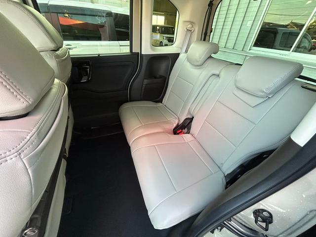 Ｎ－ＢＯＸ Ｌコーディネートスタイル　９インチナビ／フルセグＴＶ／ＥＴＣ／Ｂｌｕｅｔｏｏｔｈ／ドラレコ前後　衝突軽減ブレーキ　ＰＳ　ＬＥＤ　地デジＴＶ　クルコン　横滑り防止機能　前席シートヒーター　ＡＣ　ＤＶＤ再生　パワーウインドウ　禁煙（10枚目）