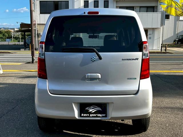 ワゴンＲ ＦＸ　キーレス　ＥＴＣ　アイドリングストップ　電動格納ミラー　ベンチシート　フルフラット　盗難防止システム　衝突安全ボディ　運転席・助手席エアバッグ　ＡＢＳ　取扱説明書（5枚目）