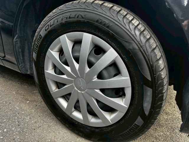 ミライース L キーレス ETC アイドリングストップ オートライト 盗難防止システム 衝突安全ボディ 運転席・助手席エアバッグ(11枚目)