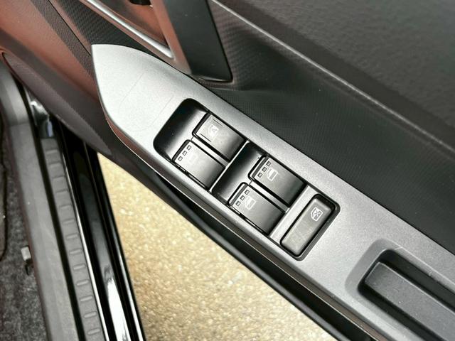 ミライース L キーレス ETC アイドリングストップ オートライト 盗難防止システム 衝突安全ボディ 運転席・助手席エアバッグ(18枚目)