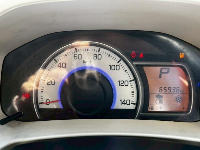 アルト Ｌ　キーレス　キー２個　アイドリングストップ　運転席シートヒーター　運転席・助手席エアバッグ　盗難防止システム　衝突安全ボディ　ＡＢＳ（2枚目）