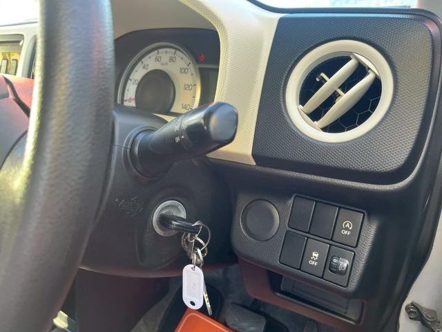 アルト Ｌ　キーレス　キー２個　アイドリングストップ　運転席シートヒーター　運転席・助手席エアバッグ　盗難防止システム　衝突安全ボディ　ＡＢＳ（5枚目）
