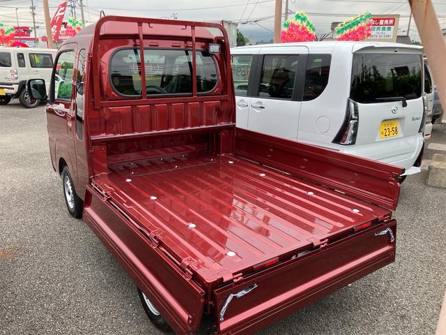 ハイゼットトラック ジャンボエクストラ　届出済未使用車　電子制御４ＷＤ　グラスコーティング施工済　ＬＥＤヘッドライト　スマートキー　プッシュスターター　スーパーデブロック　衝突軽減ブレーキ　クリアランスソナー　アイドリングストップ（13枚目）