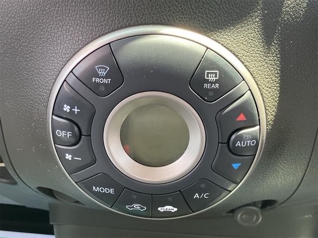 キューブ ライダー　車検令和９年３月　純正ナビ地デジＴＶ　Ｂｌｕｅｔｏｏｔｈ　インテリジェントキー　ＥＴＣ　プッシュスターター　革調シートカバー　ベンチシート　ＨＩＤヘッドライト　純正エアロ　純正１６インチアルミホイール（9枚目）