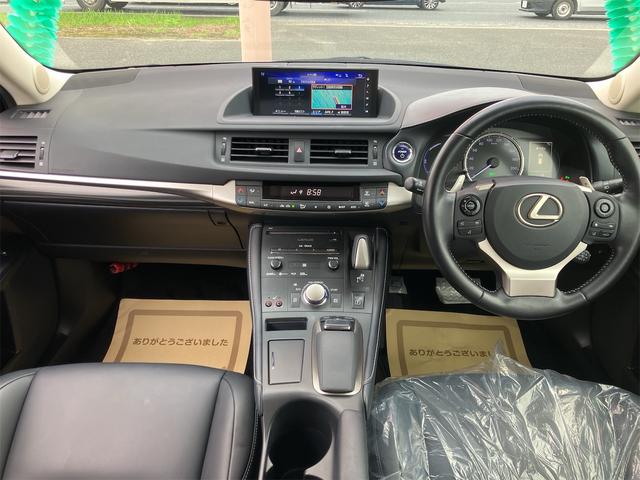 CT CT200h バージョンC 純正ナビ地デジTV Bカメラ Bluetooth 前後ドライブレコーダー ETC スマートキー ハーフレザーシート シートヒーター クルーズC LEDヘッドライト 衝突軽減ブレーキ レーンアシスト(2枚目)