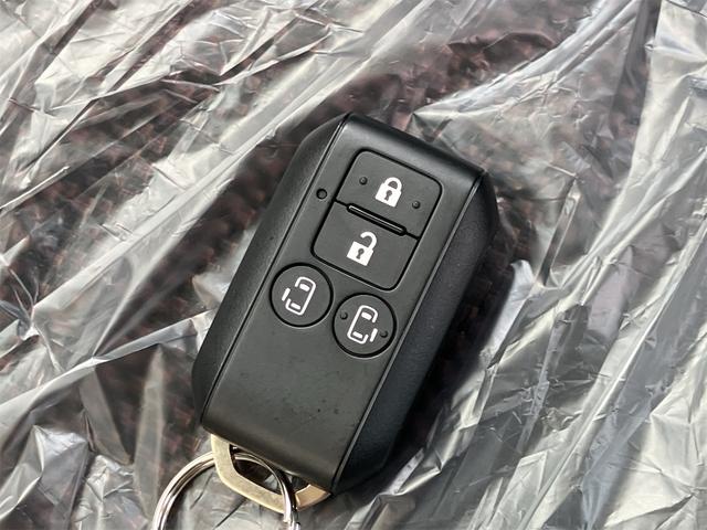 スペーシアカスタム ハイブリッドＸＳ　両側電動スライドドア　スズキコネクトオプション９インチナビ地デジＴＶ　全方位カメラ　Ｂｌｕｅｔｏｏｔｈ　アダクティブクルーズコントロール　オートライト　ＬＥＤヘッドライト　届出済未使用車（11枚目）